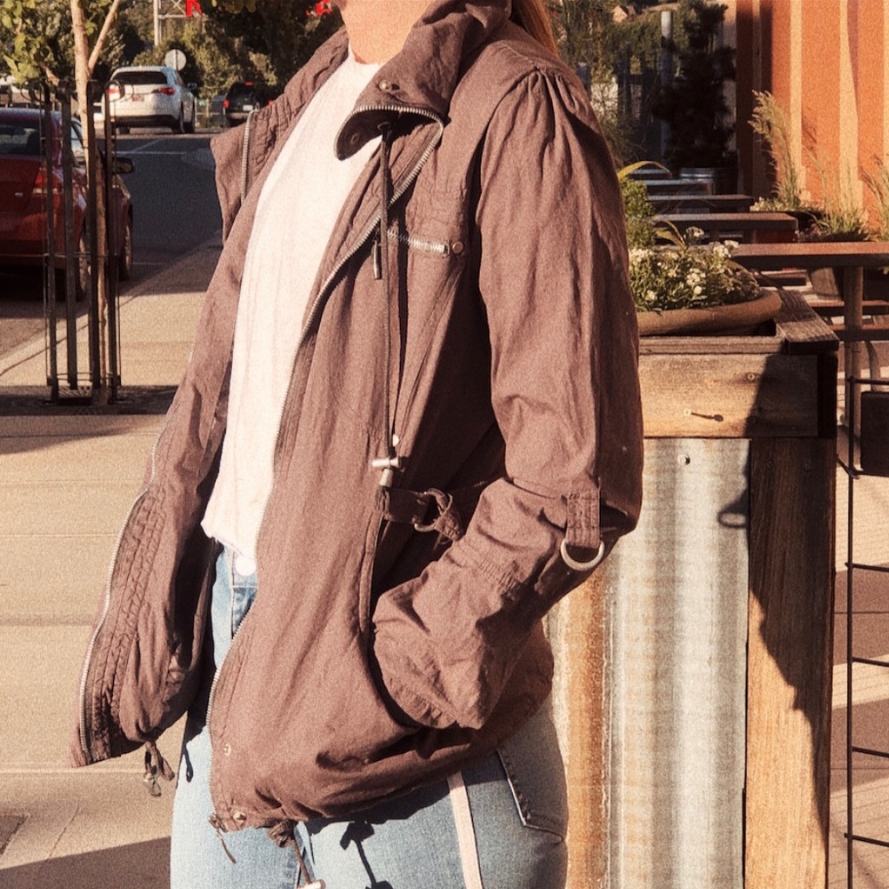 zip up jacket - Picture 5 of 5